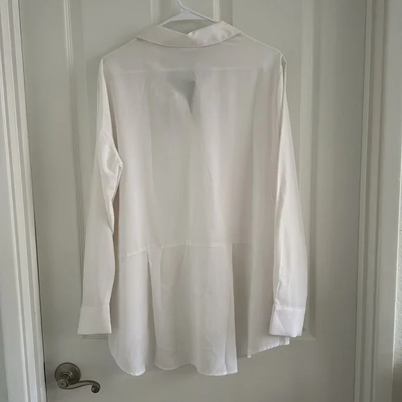 White long sleeve blouse - Picture 3 of 6